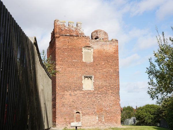 Hussey Tower 001